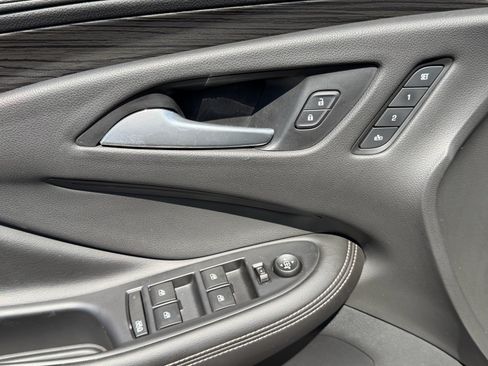 Used 2016 Buick Envision Premium AWD/4WD image 22