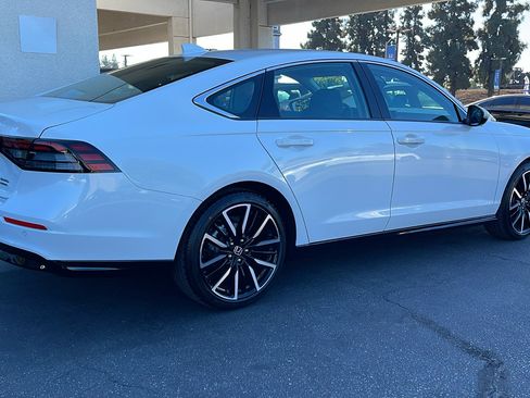 New 2025 Honda Accord Touring image 4