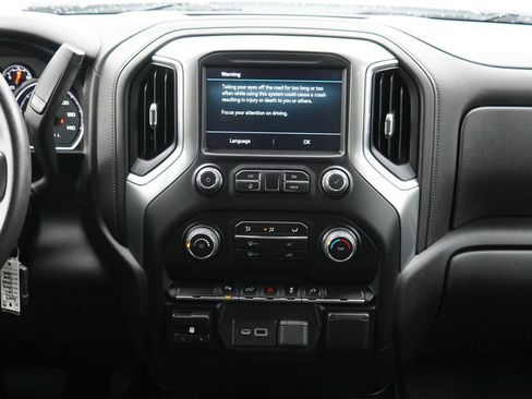 Used 2022 Chevrolet Silverado 2500 LT AWD/4WD image 22
