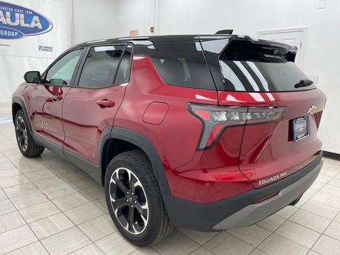 New 2026 Chevrolet Equinox LT w/ Convenience Package II AWD/4WD image 18