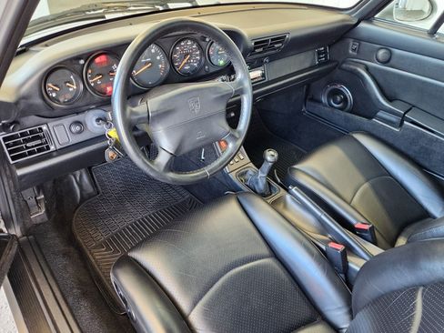 Used 1997 Porsche 911 Carrera RWD image 2