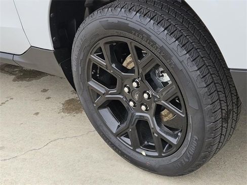 New 2025 Ford Maverick XLT w/ XLT Luxury Package image 5