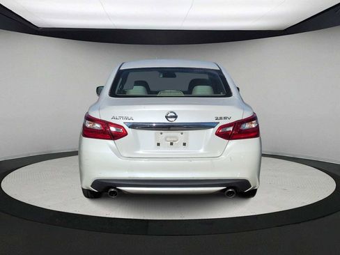 Used 2016 Nissan Altima 2.5 S w/ Power Driver Seat Package image 7