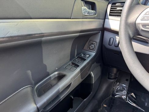 Used 2015 Mitsubishi Lancer SE AWD/4WD image 29