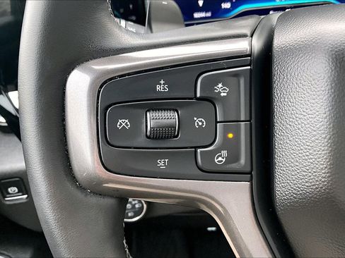 Used 2024 Chevrolet Silverado 1500 High Country w/ Z71 Off-Road Package image 17