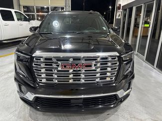 Used 2026 GMC Acadia Denali w/ Super Cruise Package AWD/4WD video 2