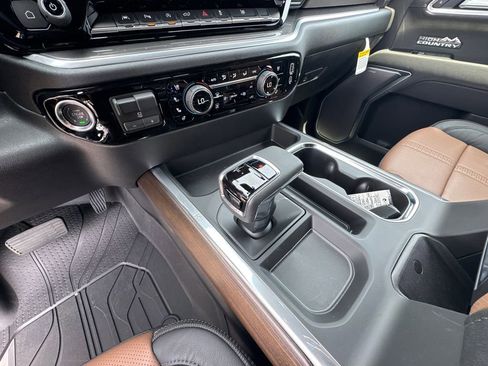 New 2026 Chevrolet Silverado 1500 High Country image 32