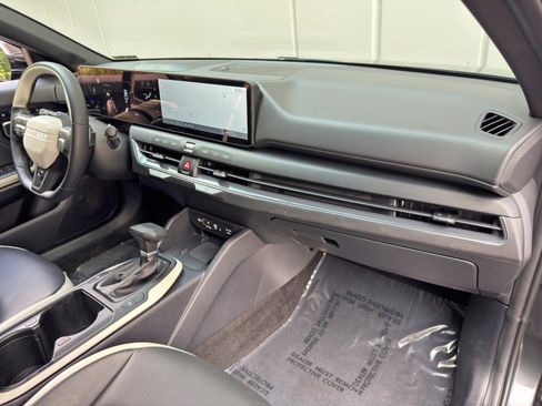 Used 2025 Kia K4 GT-Line w/ GT-Line Premium Package FWD image 14