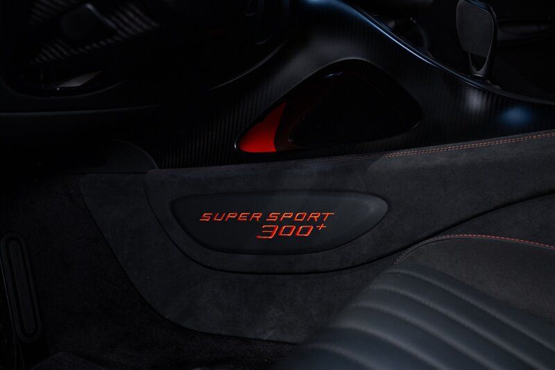 Used 2022 Bugatti Chiron Super Sport AWD/4WD image 26