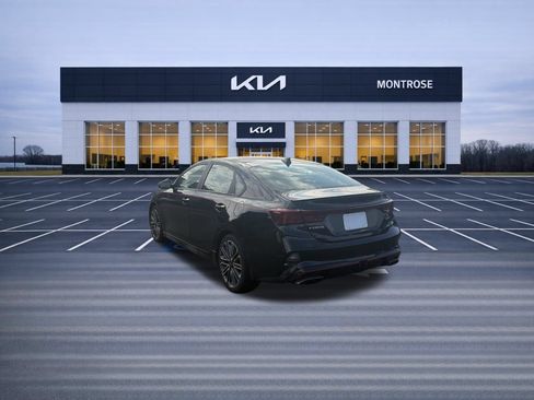 Used 2023 Kia Forte GT FWD image 8