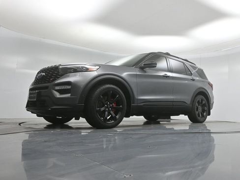 Certified 2021 Ford Explorer ST w/ Equipment Group 401A AWD/4WD image 44