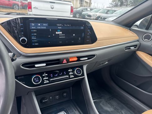 Used 2020 Hyundai Sonata Limited image 29