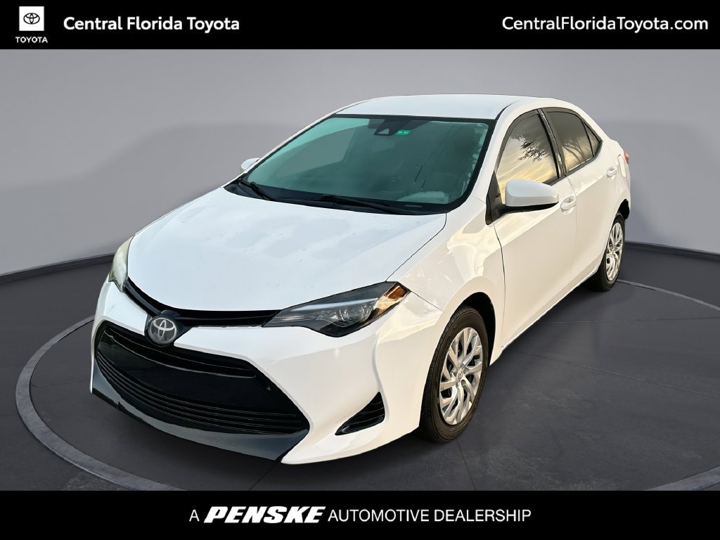 Used 2018 Toyota Corolla LE FWD image 1