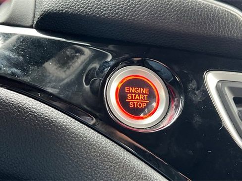 Used 2019 Honda Pilot Touring image 29