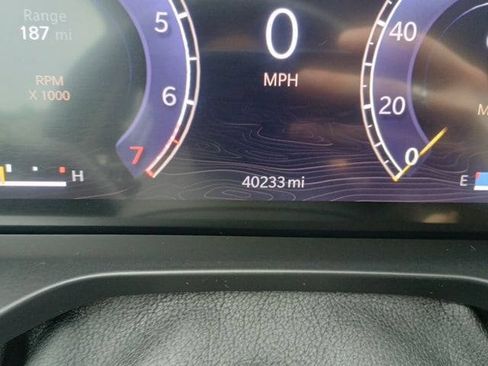 Used 2023 Jeep Grand Cherokee Laredo w/ Luxury Tech Group I AWD/4WD image 26