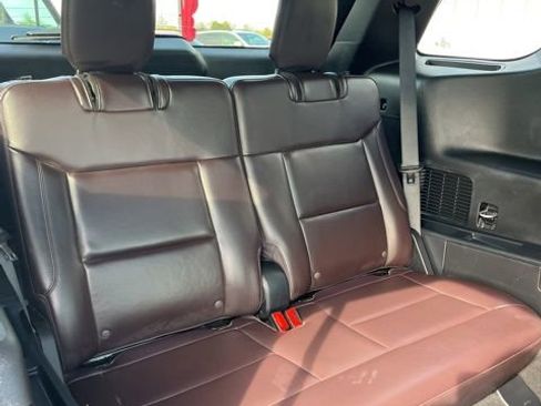 Used 2025 Ford Explorer Platinum w/ LUX Leather Package AWD/4WD image 33