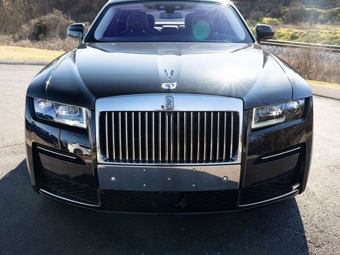 Certified 2021 Rolls-Royce Ghost Extended Wheelbase image 15