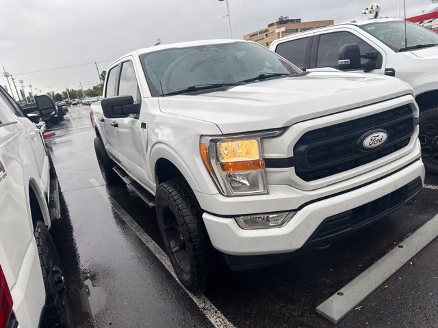 Used 2021 Ford F150 XLT AWD/4WD image 2