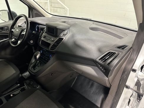 Used 2021 Ford Transit Connect XL image 12