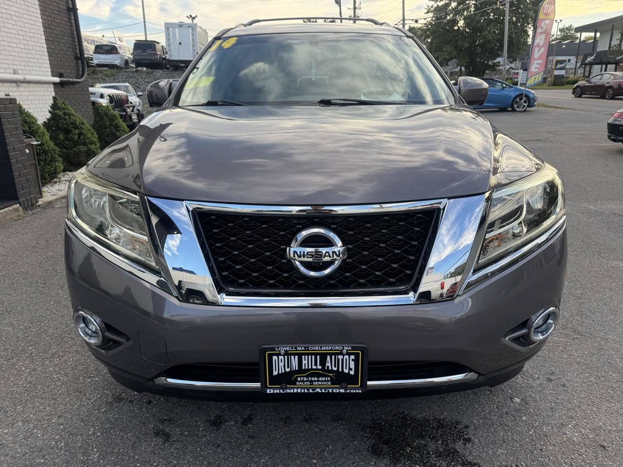 Used 2014 Nissan Pathfinder Platinum w/ Platinum Premium Package AWD/4WD image 9
