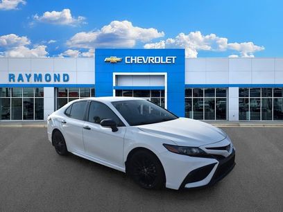 Used 2022 Toyota Camry SE w/ Convenience Package