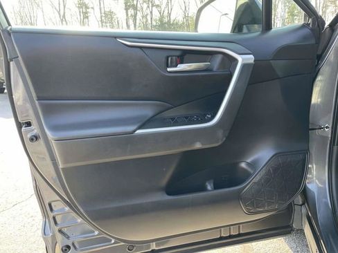 Used 2024 Toyota RAV4 XLE image 18