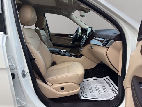 Used 2017 Mercedes-Benz GLS 450 4MATIC image 18