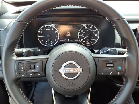Used 2025 Nissan Pathfinder Rock Creek AWD/4WD image 16