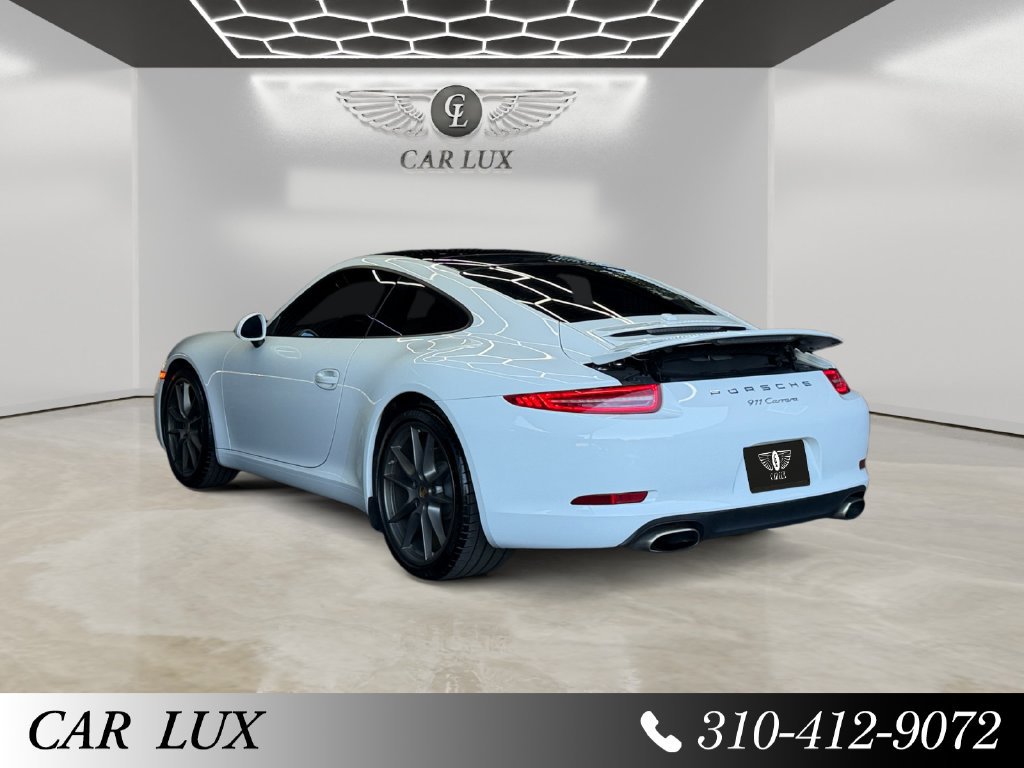 Used 2015 Porsche 911 Carrera RWD image 3