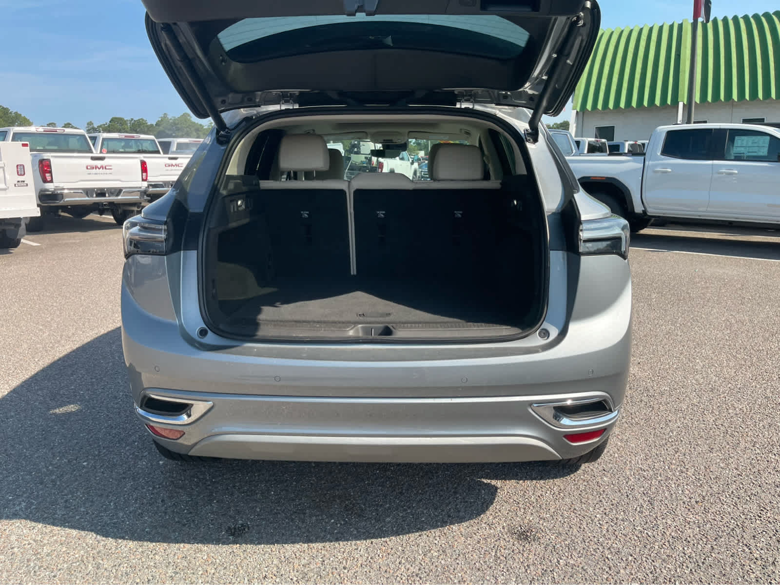 Used 2023 Buick Envision Avenir AWD/4WD image 22