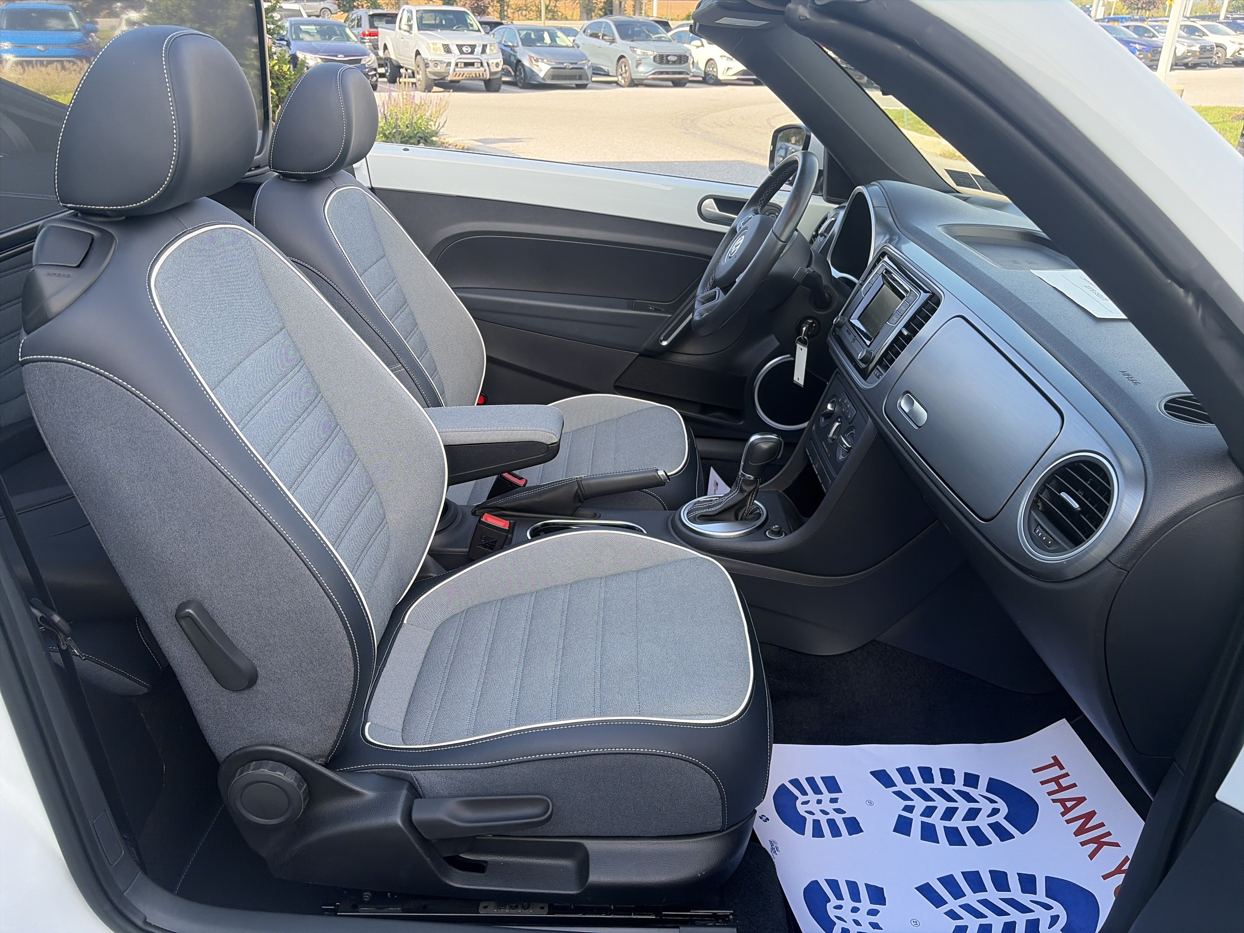 Used 2016 Volkswagen Beetle 1.8T Denim FWD image 23