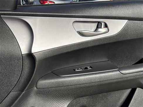 Used 2024 Kia Forte LXS image 24