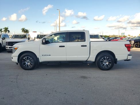 Certified 2024 Nissan Titan SV w/ SV Convenience Package image 8