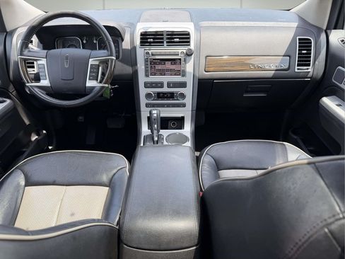 Used 2008 Lincoln MKX AWD image 2