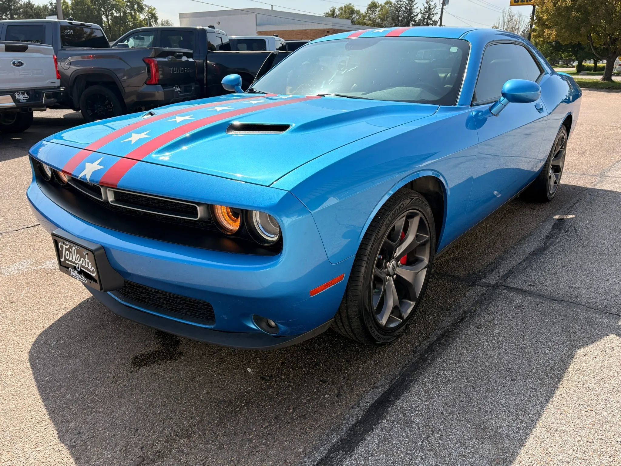 Used 2018 Dodge Challenger SXT Plus RWD image 4