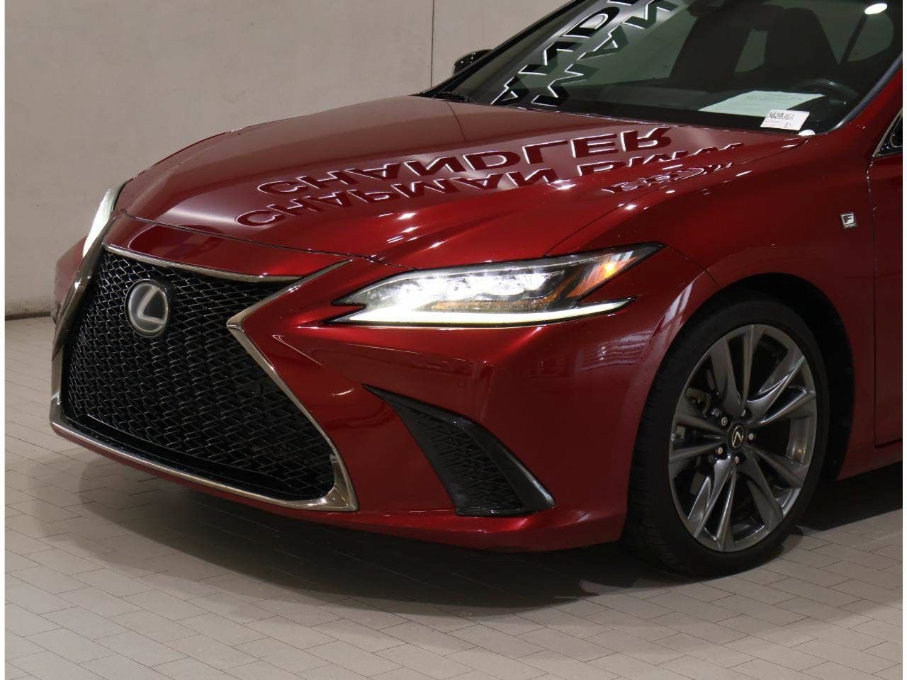 Used 2021 Lexus ES 250 F Sport w/ Accessory Package AWD/4WD image 2