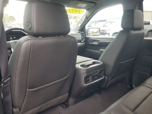 Certified 2022 GMC Sierra 1500 SLT w/ SLT Premium Plus Package image 10