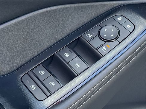 New 2026 Nissan Rogue SV image 37