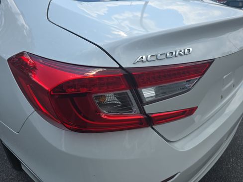Used 2018 Honda Accord EX-L image 33