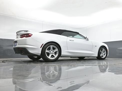 Used 2022 Chevrolet Camaro LT image 34