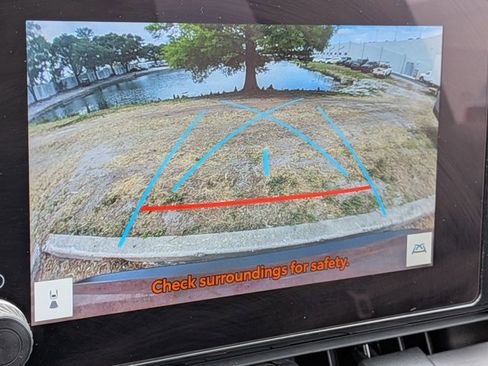 Used 2024 Toyota RAV4 LE image 7