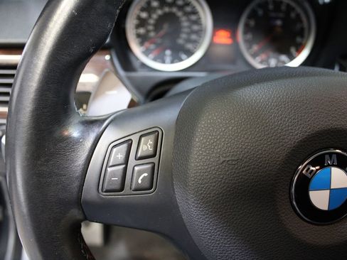 Used 2011 BMW M3 Coupe image 25