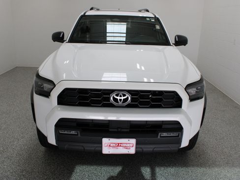Used 2025 Toyota 4Runner TRD Off-Road Premium w/ Tow Technology Package AWD/4WD image 3