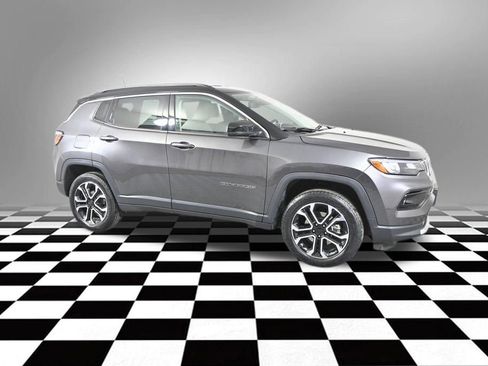 Used 2022 Jeep Compass Limited AWD/4WD image 10