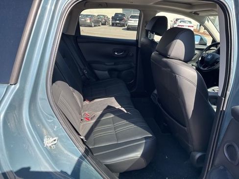 Used 2025 Honda HR-V EX-L image 7