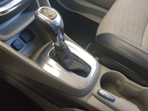 Used 2016 Buick Encore Convenience FWD image 26
