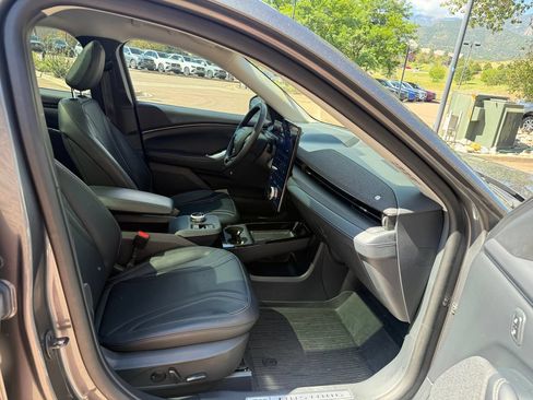 Used 2023 Ford Mustang Mach-E Premium AWD/4WD image 29