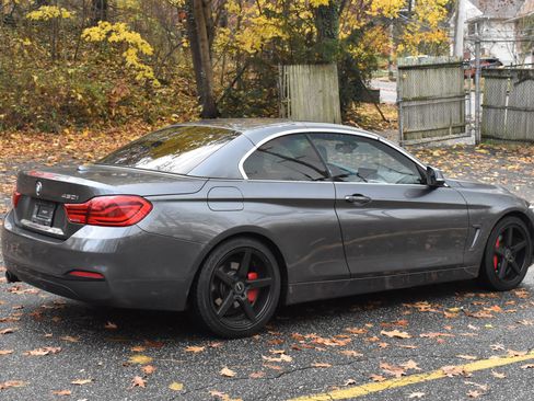 Used 2018 BMW 430i Convertible image 10