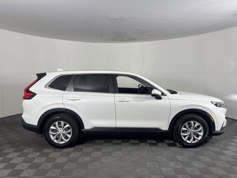 Certified 2023 Honda CR-V LX image 3