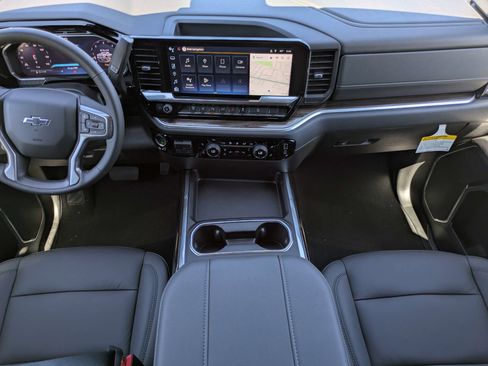 New 2026 Chevrolet Silverado 2500 LT w/ Trail Boss Package AWD/4WD image 9